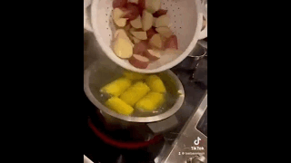 Peel and Eat Shrimp Recipe with Barbaro Mojo Cuban Hot Sauce - BarbaroMojo.com